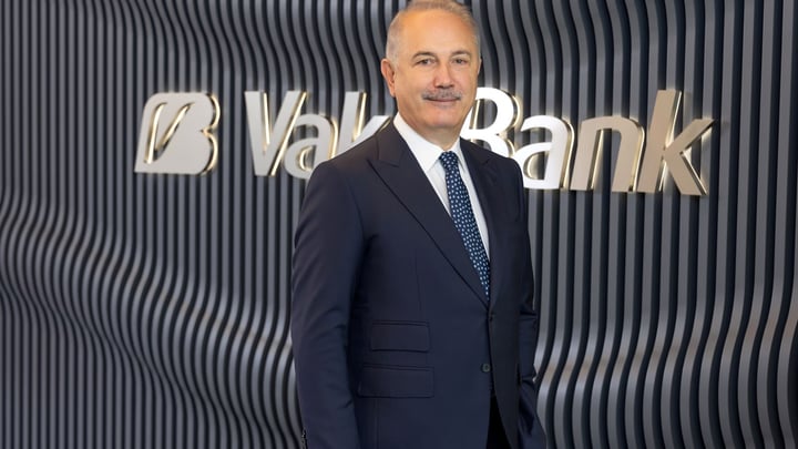 VakıfBank’tan 900 milyon doların üzerinde sendikasyon kredisi